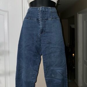 Women’s High Waisted Jean